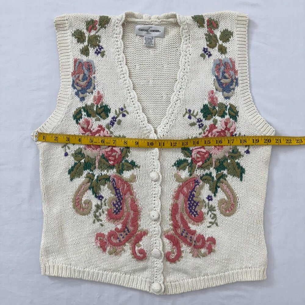Vintage Casual Corner Women’s Floral Embroidered Knit Sweater Vest Size M - Picture 8 of 10